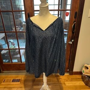 NYDJ women's blouse. Size 0X.  New with tags